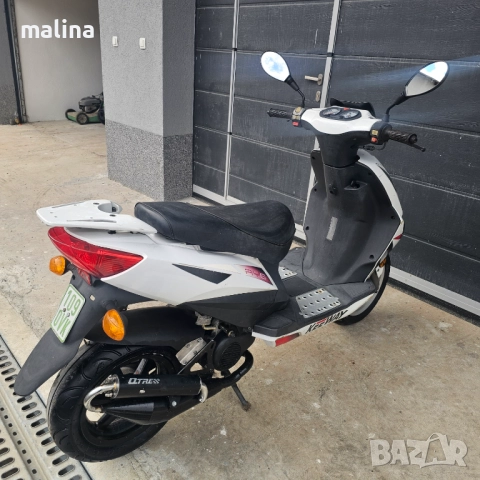 Скутер 50кубика внос от Германия Тел.08790108222 , снимка 10 - Мотоциклети и мототехника - 52034011