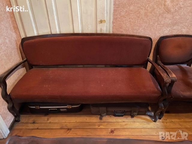 двойка диван с фотьойл Art'Deco,табуретки и..