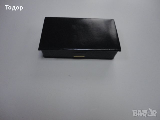 Страхотна кожена кутия за бижута с кадифе