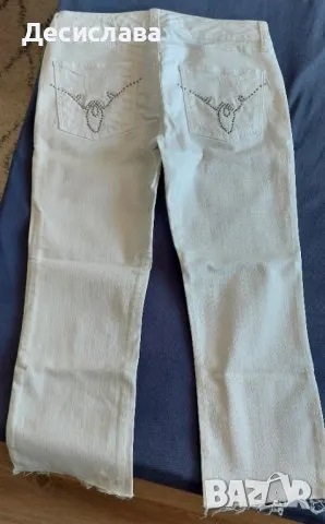 Дънки дамски дънки размер M/L, снимка 5 - Дънки - 48640692