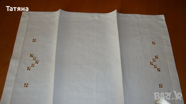 ПОКРИВКИ  и  САЛФЕТКИ -  рязана БРОДЕРИЯ И АПЛИКАЦИИ, снимка 17 - Покривки за маси - 51709311