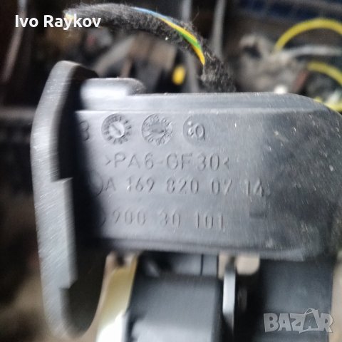 Моторче, капачка резервоар W169 ,A1698200714, снимка 2 - Части - 43714529