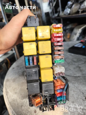 W220 MERCEDES 00-02 S500 Преден ляв модул за реле и предпазител OEM 0295450432, снимка 2 - Части - 50714848