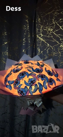 Ръчно изработен светещ букет "Стич"💙, снимка 5 - Декорация за дома - 53165478