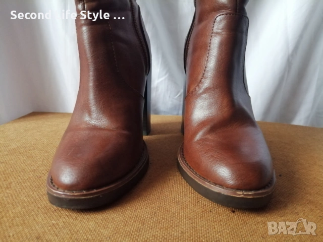 №36 Bata дамски боти естествена кожа, снимка 4 - Дамски боти - 53338541