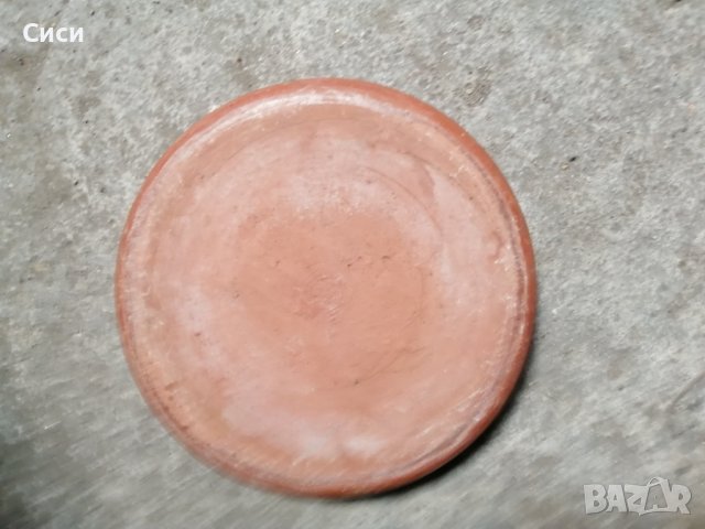 Глинени чинийки и саксия, снимка 2 - Стайни растения - 37723474