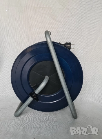 Удължителна макара немски с 4 гнезда дължина 50м 3 х 2,5 мм, снимка 3 - Други инструменти - 51750410