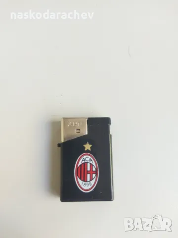 Колекционерска мини запалка с логото на футболен клуб Милан - Италия, снимка 15 - Фен артикули - 50068715