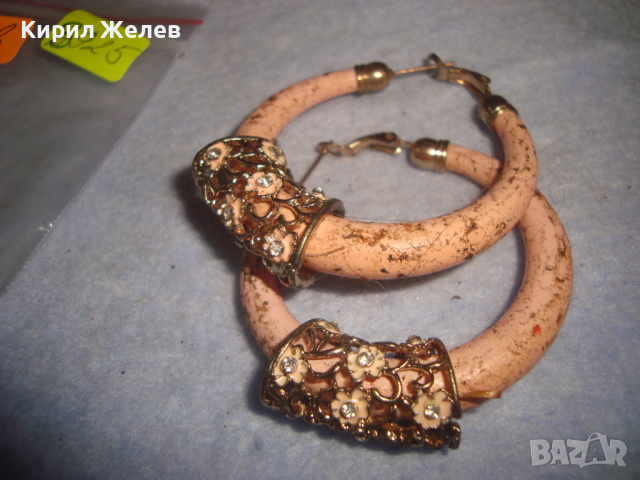 СТАРИ ОБЕЦИ с ПОЗЛАТЕН ОБКОВ и ЦИРКОНИ 8925, снимка 4 - Обеци - 36511899