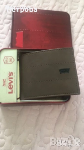 Оригинални мъжки кожени портфейли марка LEVI’S - кафеви, 52 лв