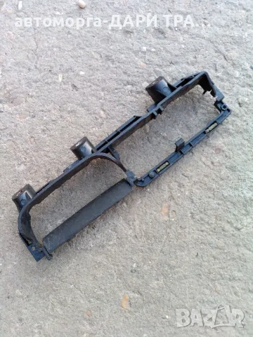 Основа за предна дясна вътрешна дръжка за Пасат B5/5.5, Десен волан , снимка 2 - Части - 49587654