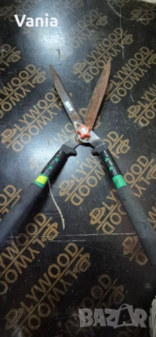 Градинска ножица 