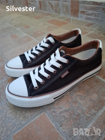 Чисто нови Кецове, номер 39, снимка 2 - Детски гуменки - 33608846