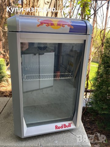 Рекламен хладилник Redbull
