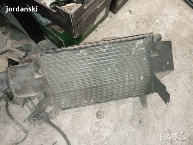 Воден радиатор ,перка с дифузьор-от Голф 2-дизел