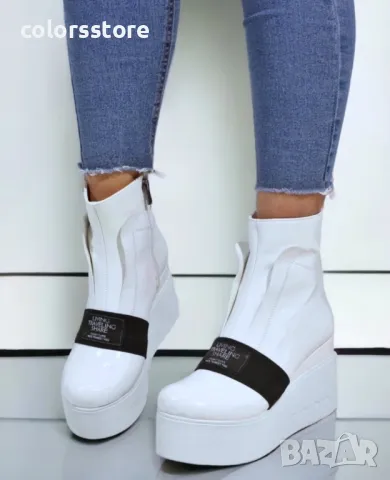 Боти на платформа - бял лак с бяло ходило - K135, снимка 2 - Дамски боти - 47453751