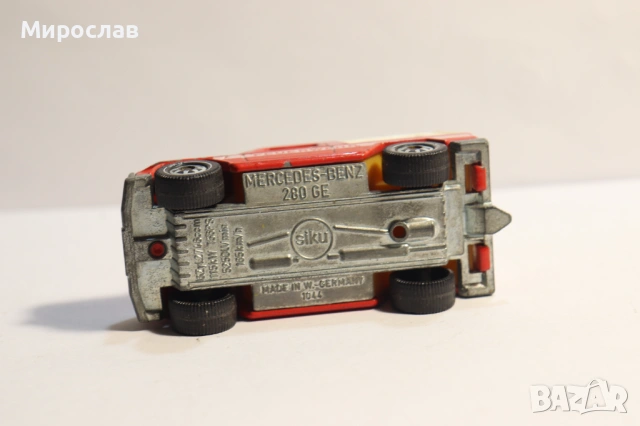 SIKU 1/55 MERCEDES BENZ ПОЖАРНА КОЛИЧКА КАМИОН МОДЕЛ, снимка 7 - Колекции - 53129382