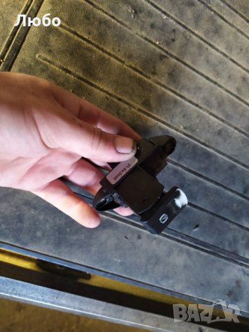 Копче за електрическа ръчна спирачка за Ауди А6 Ц6 4ф Audi A6 C6 4F, снимка 2 - Части - 33515667
