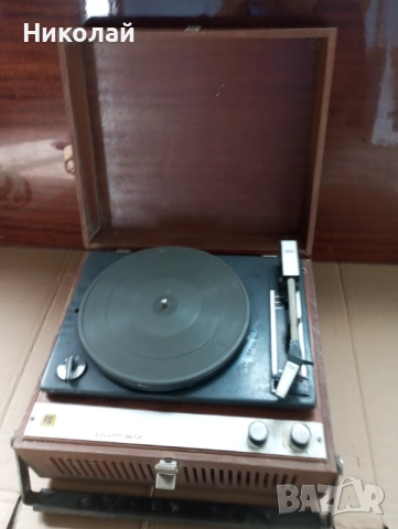 Грамофон Ритъм , снимка 2 - Антикварни и старинни предмети - 51742759