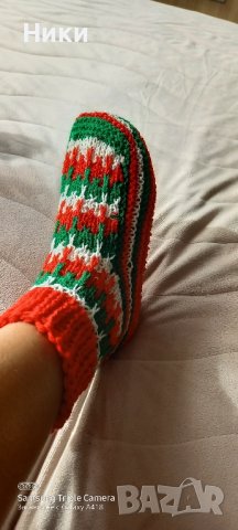 Коледни чорапки ръчно изплетени, снимка 9 - Дамски чорапи - 42957293