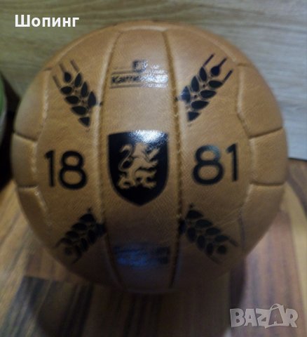 Футболна топка с автограф на Стоичков