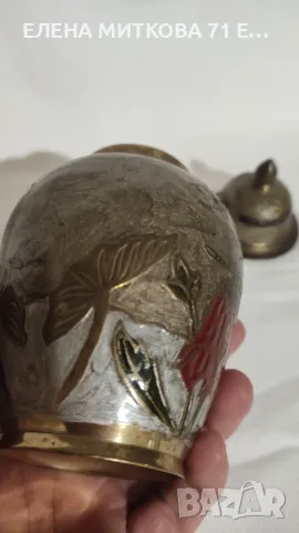 Съд с капак-от масивен месинг ръчно гравиран и рисуван, снимка 3 - Антикварни и старинни предмети - 50295150