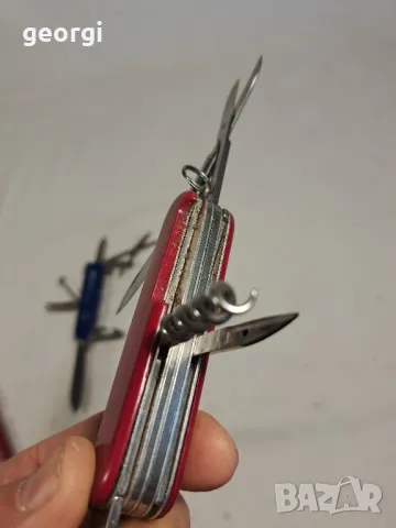 Швейцарски джобен нож Victorinox , снимка 4 - Ножове - 48205249