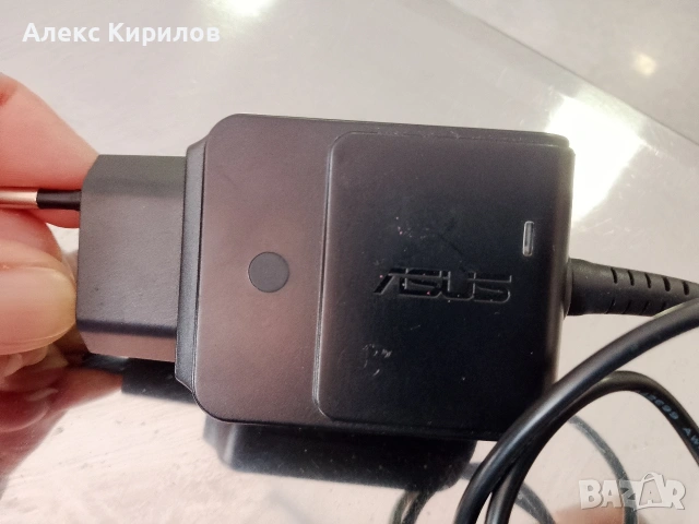 ASUS- зарядно за лаптоп, снимка 2 - Лаптопи за дома - 53592292