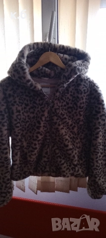 ЯКЕ, БЕРШКА, S,обличано 1 път.