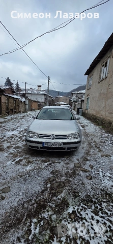 Продавам Golf 4