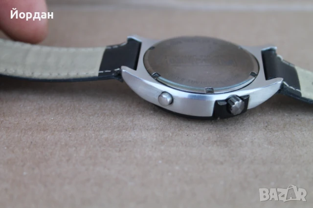 Швейцарски мъжки часовник ''Marlboro racing watch'' хронограф, снимка 7 - Мъжки - 50565464