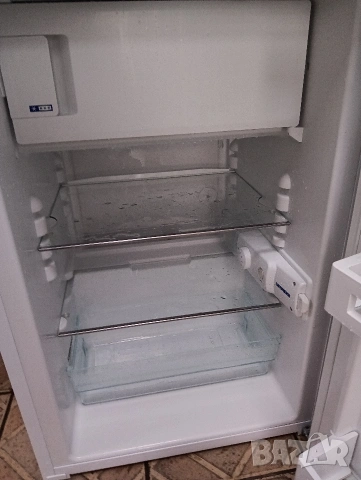 Малък хладилник с вътрешна камера Liebherr с 2 години Гаранция!, снимка 6 - Хладилници - 53473106