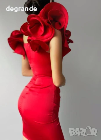 Официален модел сатенена рокля налична в бяло синьо и червено , снимка 2 - Рокли - 51373601