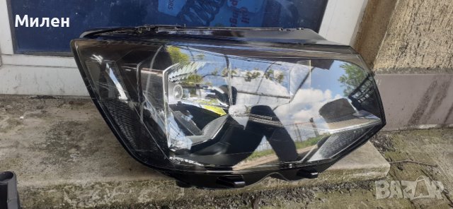 Десен Фар Valeo За VW T6 Multivan VW Transporter  2015-2020 Година  Фолксваген Транспортер Т6 , снимка 2 - Части - 40777472