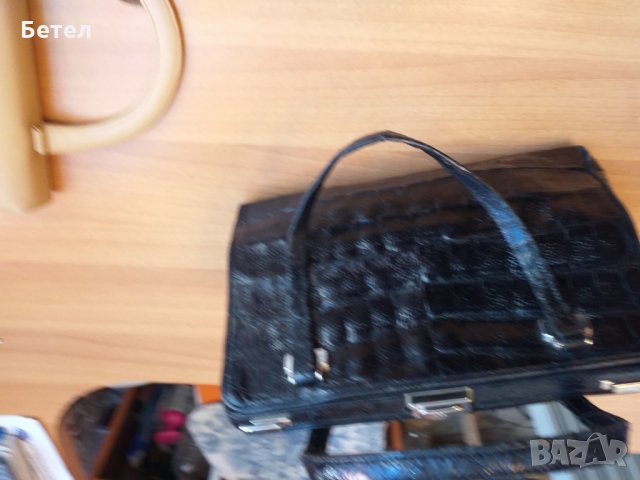 IRV ,Italy crocodile genuine leather bag, снимка 2 - Чанти - 26508630