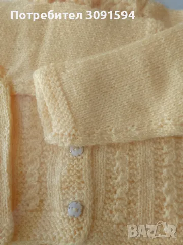 Жълта Ръчно плетена Детска, бебешка жилетка със дълъг ръкав изплетено на качествена прежда, снимка 9 - Комплекти за бебе - 48113083