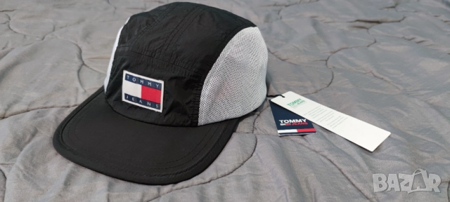 Tommy Hilfiger Шапка РАЗПРОДАЖБА