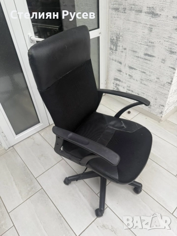 1711 офис кожен стол  / президентски  -цена 73лв или 37,32 евро         смр -  черна кожа  с една за