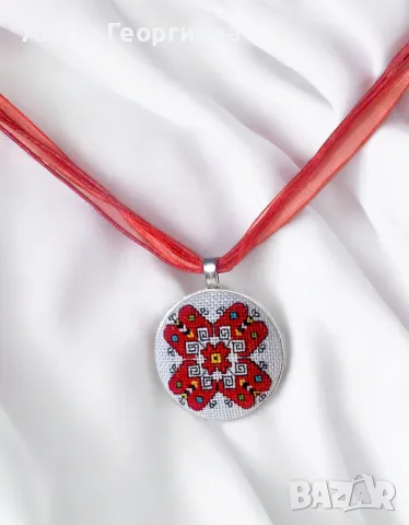 Ръчно бродирани бижута с български шевици, снимка 4 - Бижутерийни комплекти - 29090492