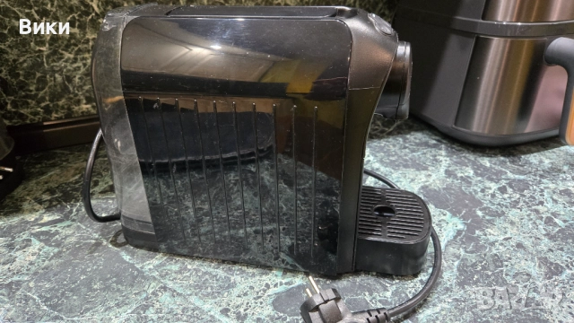 Нова кафе машина - използвана 2-3 пъти, снимка 2 - Кафемашини - 52025195