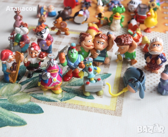 Фигурки от шоколадови яйца Kinder, снимка 8 - Фигурки - 51483571