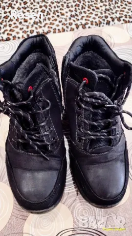 Продавам:Велурени спортни обувки"New Hard Made" No:39, снимка 2 - Други - 48917105