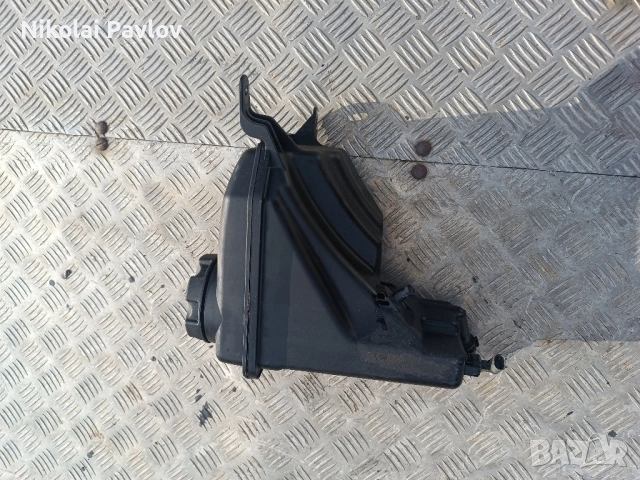 Казанче антифриз за БМВ Е 91 Е 90 бензин , снимка 12 - Части - 51708081