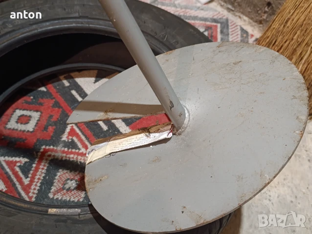 голям свредел за копаене на дупки за дръвчета и др