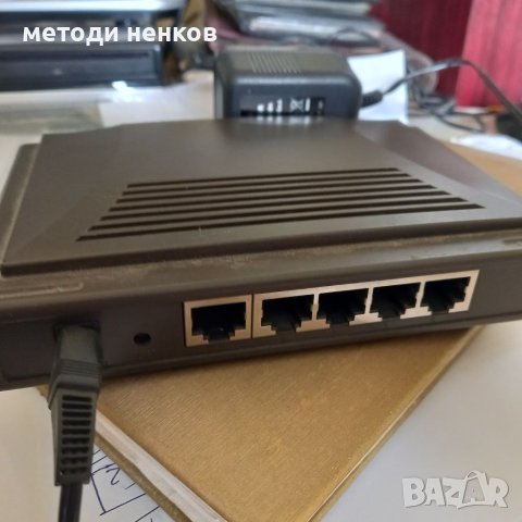 продава рутер, снимка 2 - Рутери - 39914709