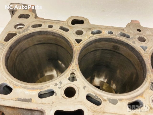 Цилиндров блок за Mercedes X class Nissan Navara 2.3 190 RENAULT 11339R 2018, снимка 5 - Части - 43182690