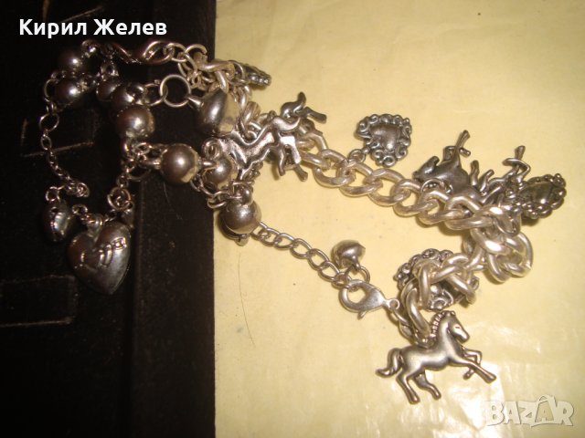 КРАСИВА ПОСРЕБРЕНА АРТ ГРИВНА с ФИГУРКИ 21725, снимка 4 - Гривни - 32525363