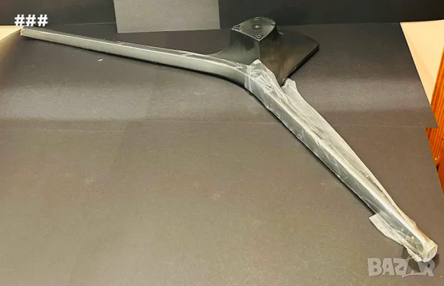 чисто нова в найлон стойка за телевизор Samsung, неразпечатвана