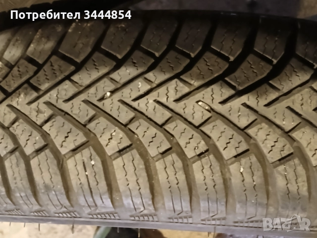 2 гуми, снимка 2 - Гуми и джанти - 52107024