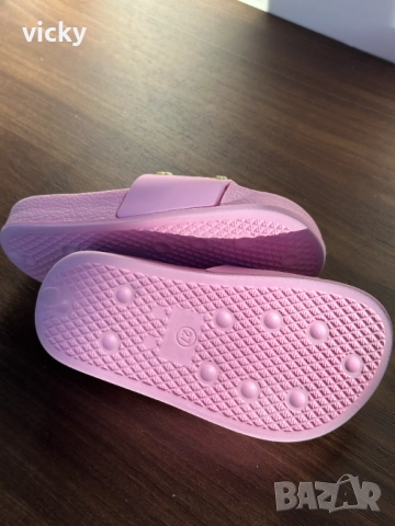 Детски джапанки/чехли Peppa Pig, размер 27, снимка 5 - Детски джапанки - 52960642